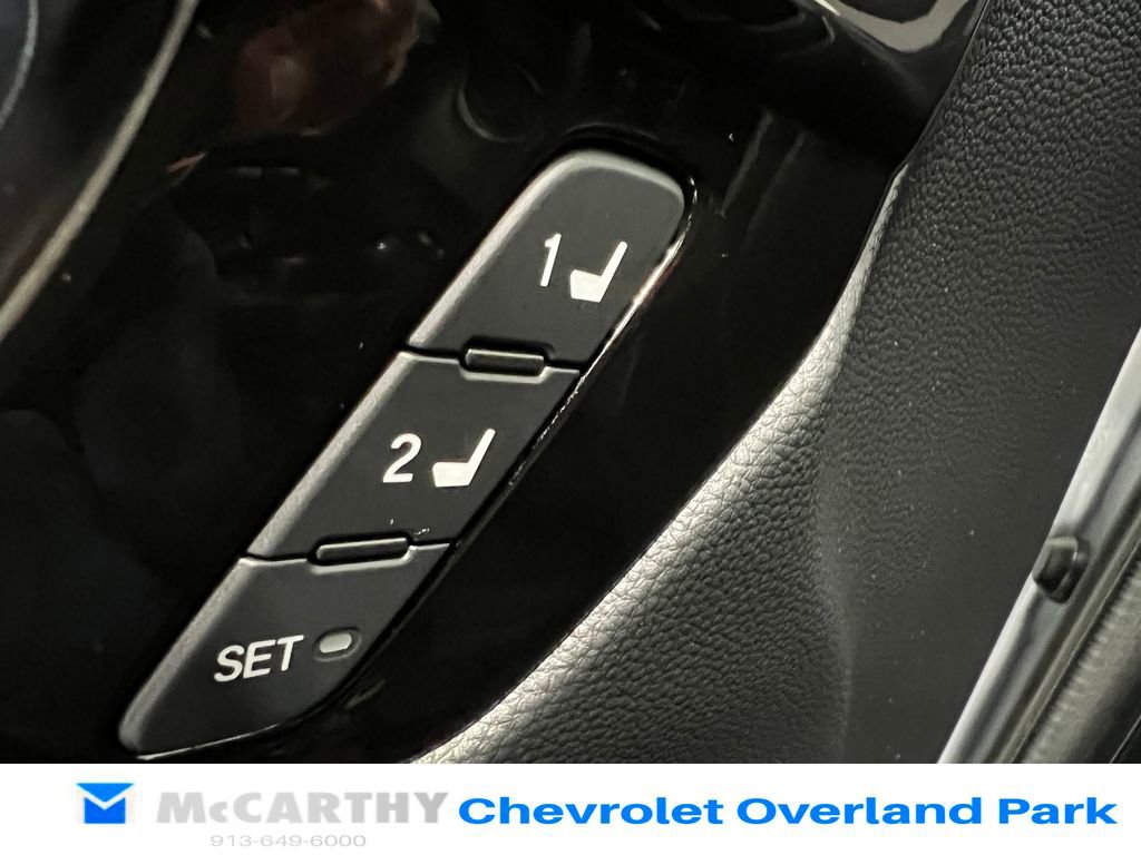 Used 2025 Honda CR-V EX-L image 17