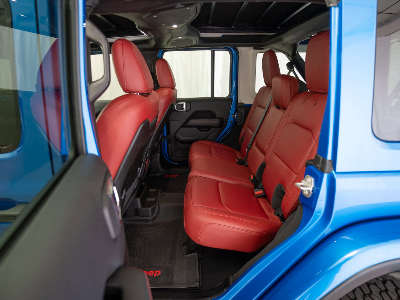 Used 2024 Jeep Wrangler Unlimited Rubicon 392 image 20