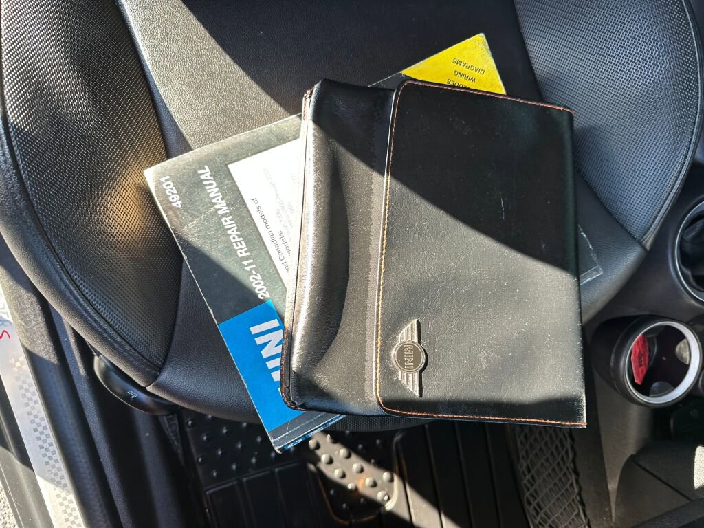 Used 2011 MINI Cooper S image 13