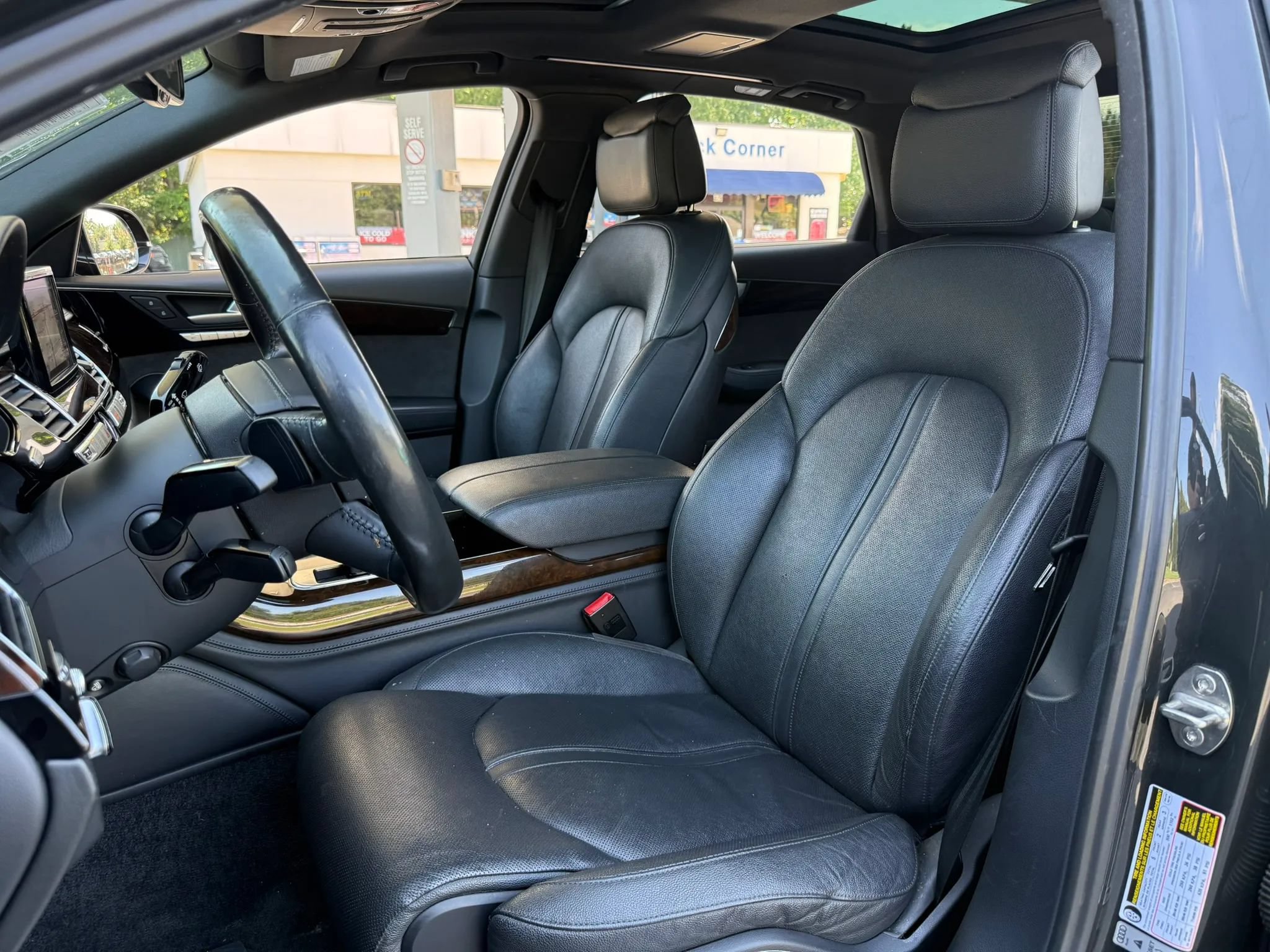 Used 2017 Audi A8 L 3.0T w/ Executive Package AWD/4WD image 28
