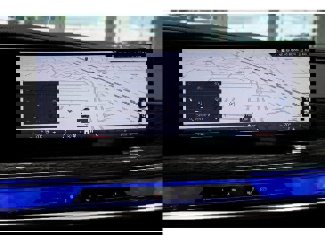 Used 2025 BMW i7 eDrive50 w/ Premium Package image 74