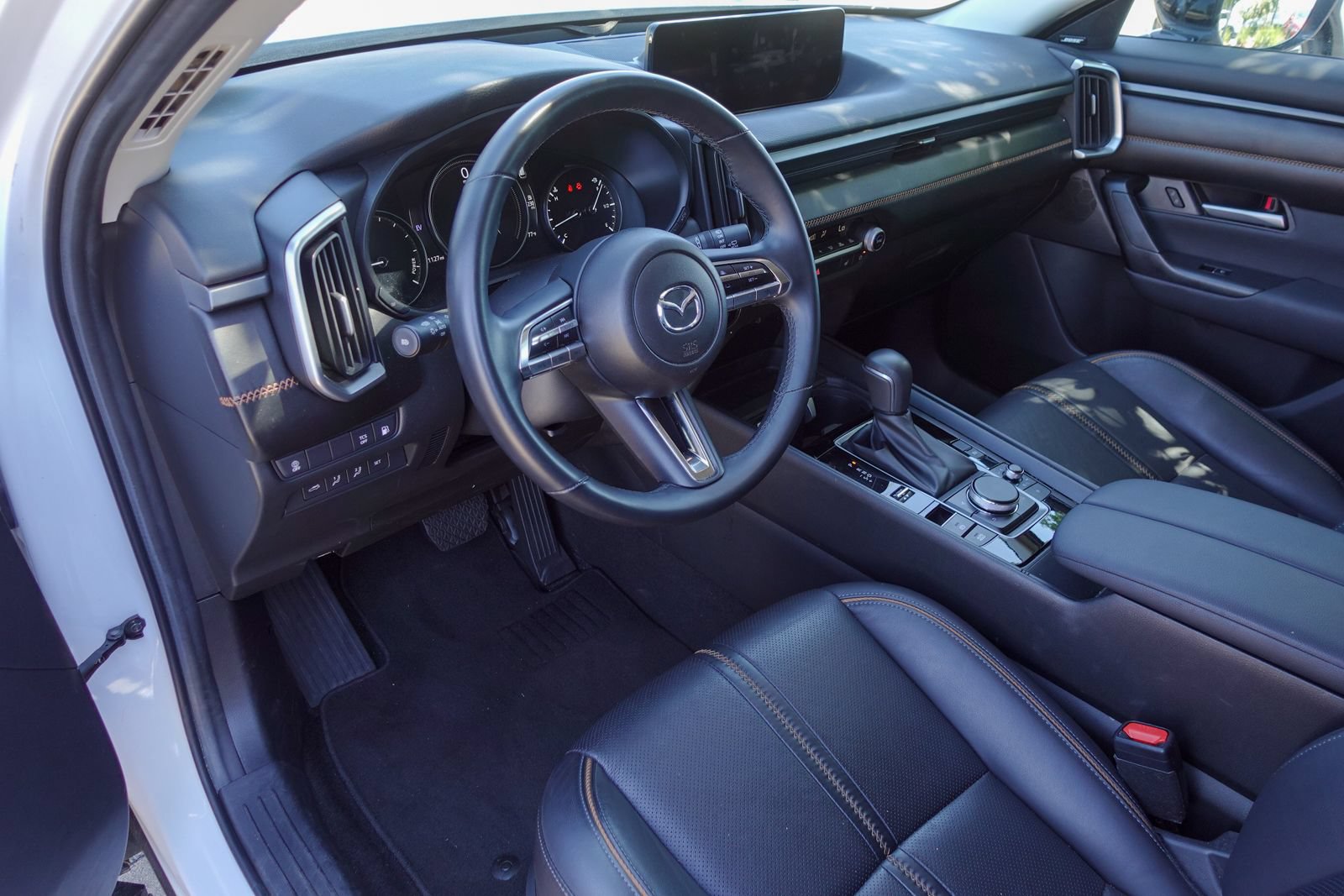 Certified 2025 MAZDA CX-50 AWD 2.5 Hybrid w/ Premium Pkg image 11