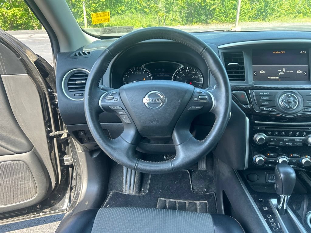 Used 2020 Nissan Pathfinder SV w/ Rock Creek Edition AWD/4WD image 13