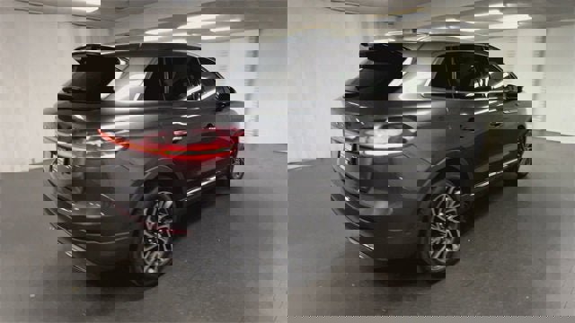 Used 2020 Lincoln Nautilus Reserve w/ Equipment Group 201A image 8