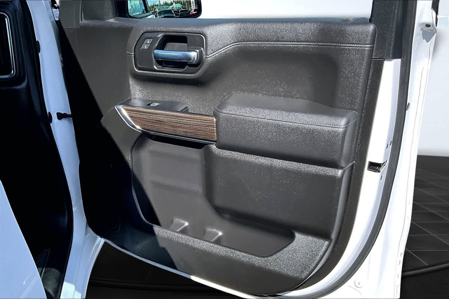 Used 2021 Chevrolet Silverado 1500 LT w/ Fleet Comfort Package image 29