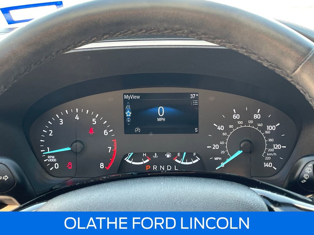 Used 2022 Ford Escape SE w/ SE Sport Appearance Package image 17