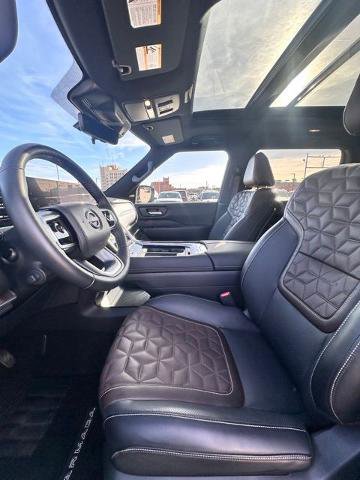 Certified 2025 Nissan Armada Platinum image 27