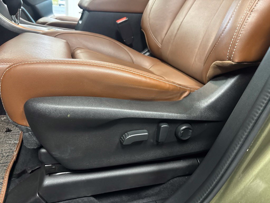 Used 2022 Subaru Ascent Touring AWD/4WD image 32