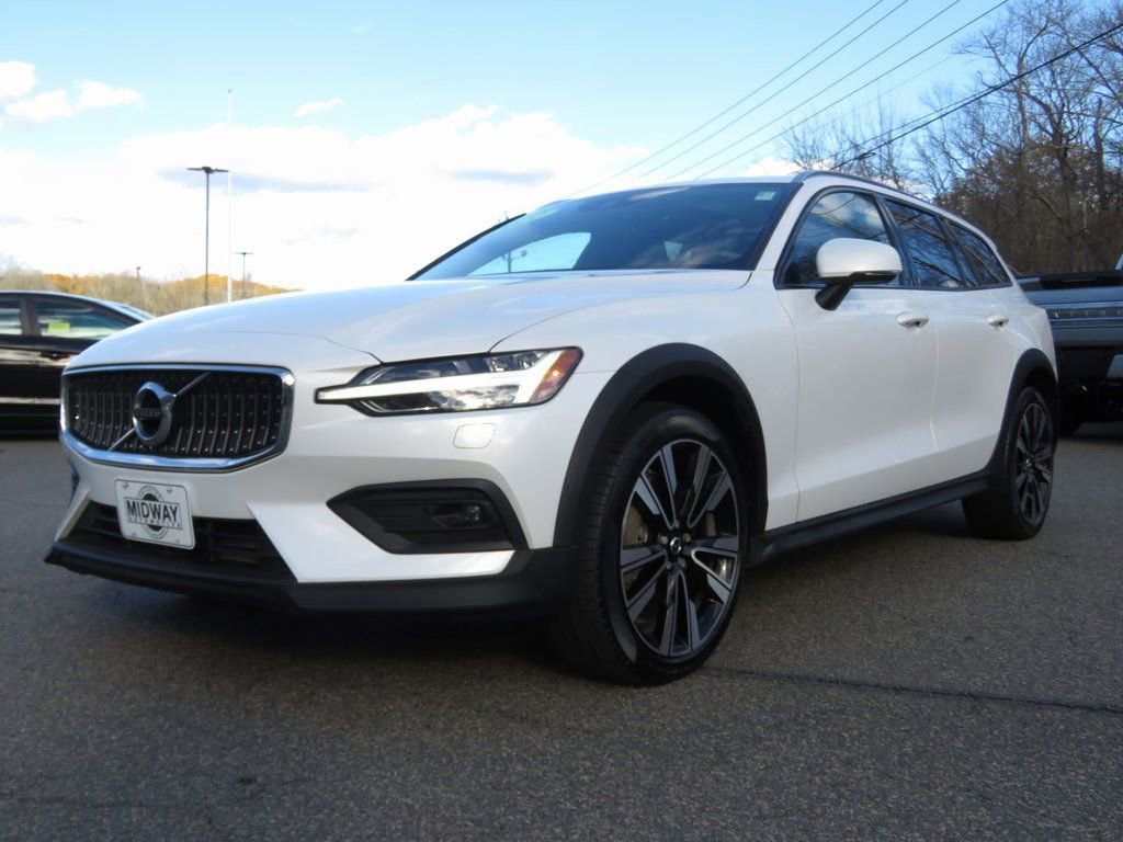 Used 2022 Volvo V60 T5 Cross Country w/ Climate Package