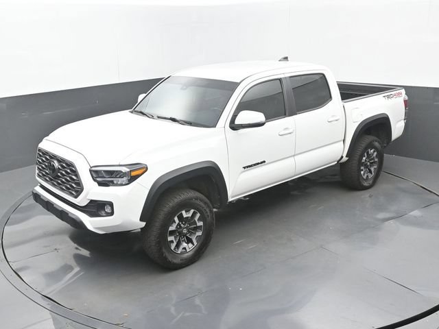 Used 2023 Toyota Tacoma TRD Off-Road w/ Black Out Package (TMS) AWD/4WD image 29