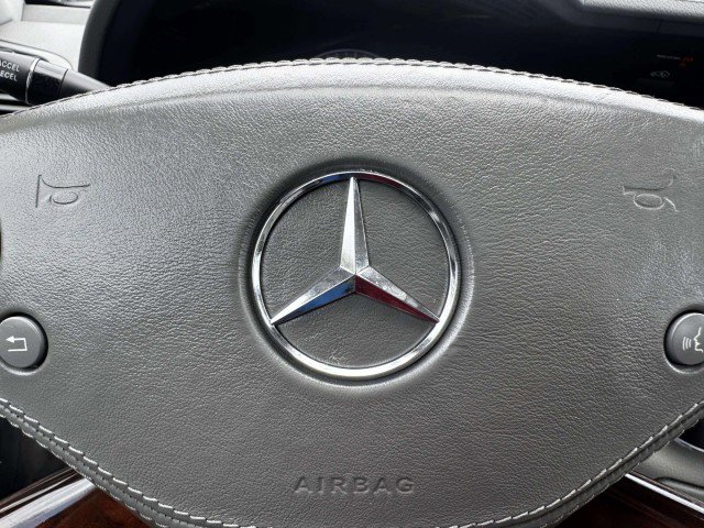 Used 2012 Mercedes-Benz S 550 4MATIC image 28