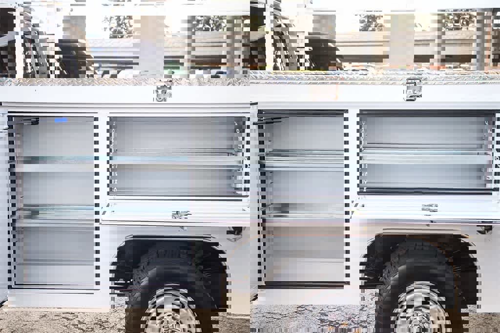 New 2026 Ford F350 XL w/ XL Chrome Package image 14