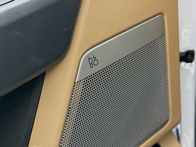 Used 2023 Ford F350 Lariat w/ Chrome Package image 19