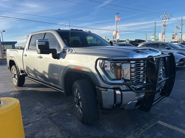 Used 2024 GMC Sierra 2500 Denali w/ Technology Package image 1