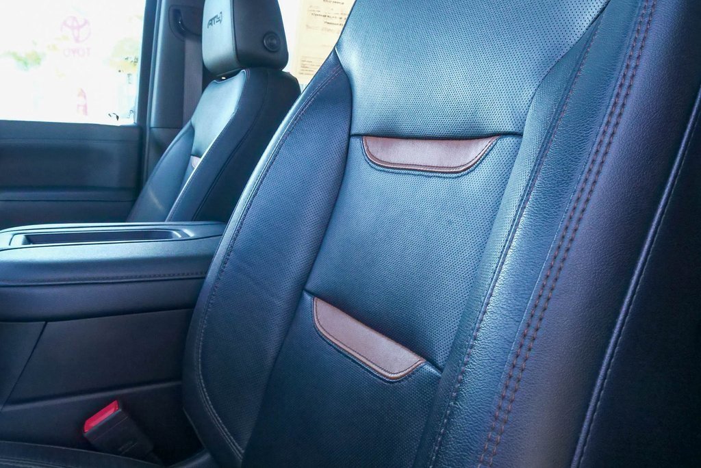 Used 2020 GMC Sierra 2500 AT4 w/ Technology Package image 22