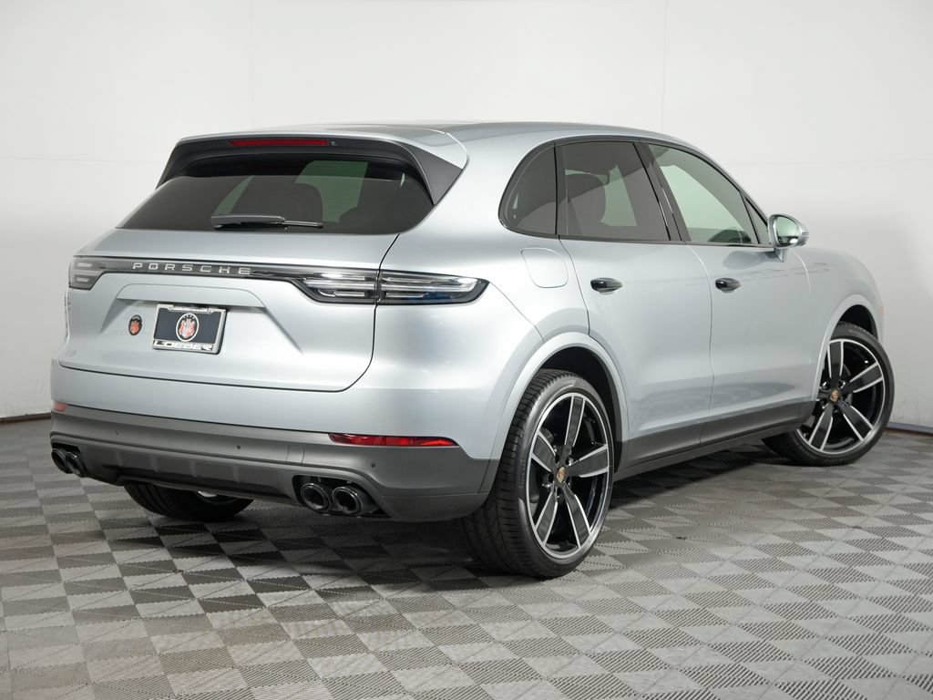 Certified 2023 Porsche Cayenne AWD/4WD image 7