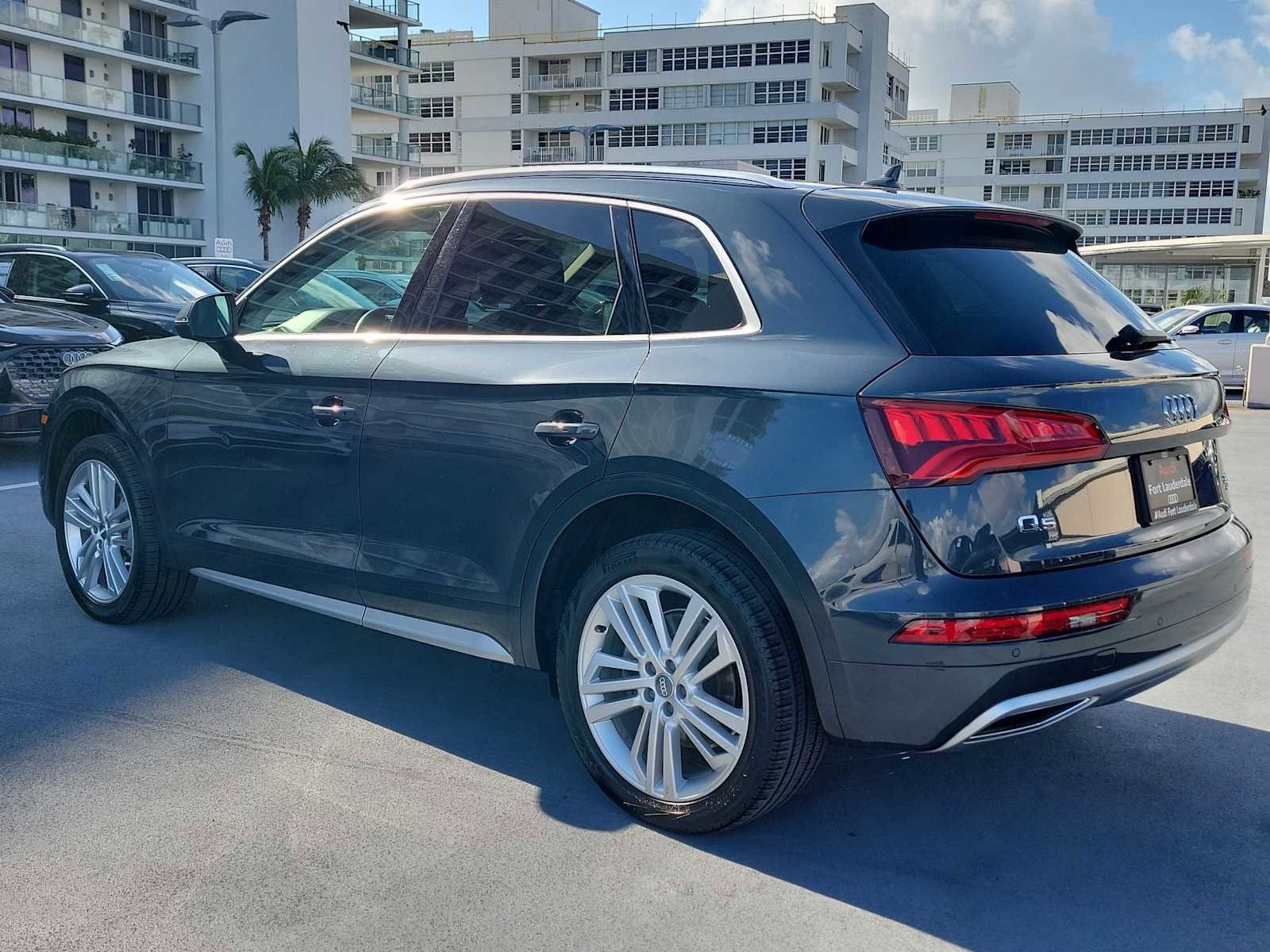 Used 2018 Audi Q5 2.0T Premium Plus w/ Premium Plus Package image 4