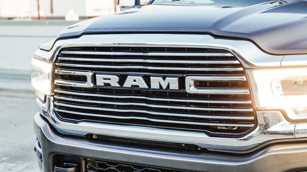 Used 2024 RAM 2500 Laramie AWD/4WD image 6