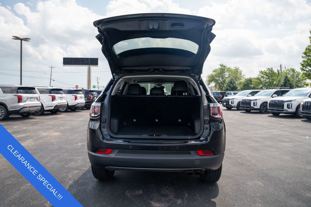 Used 2021 Jeep Compass Limited w/ Elite Interior Group image 10