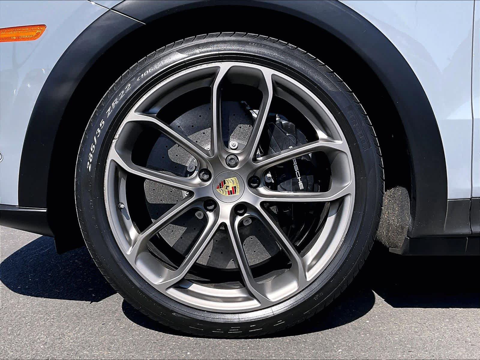 Used 2022 Porsche Cayenne Turbo GT AWD/4WD image 11