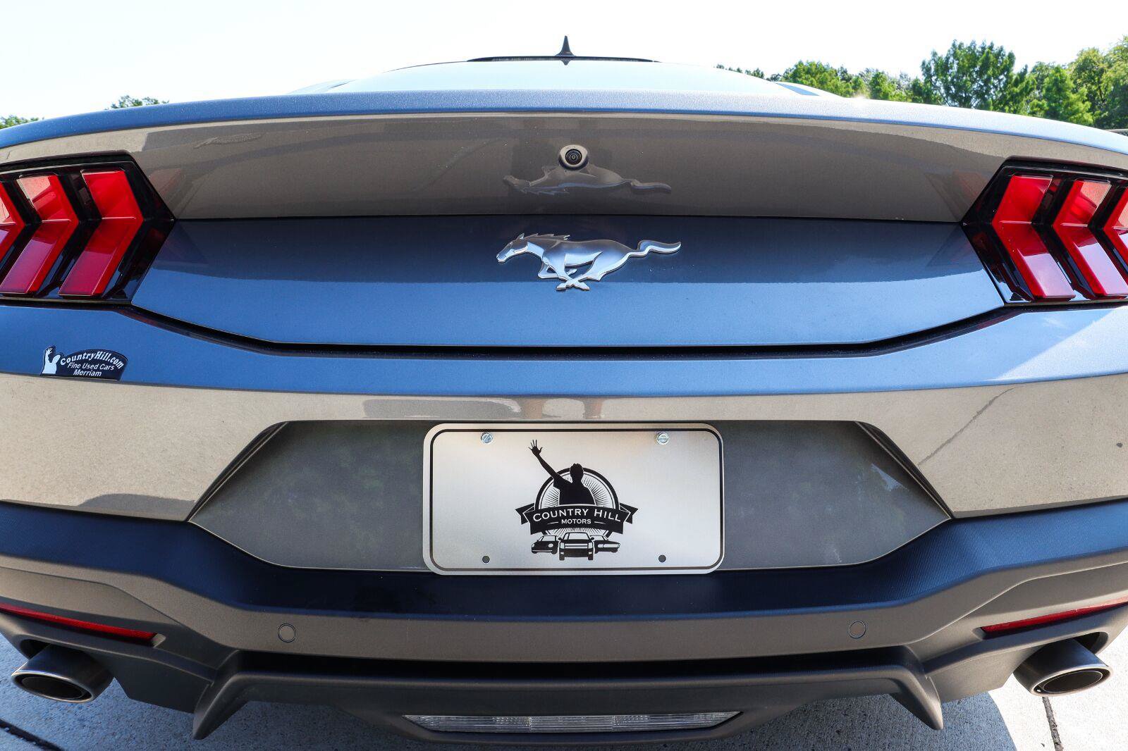 Used 2024 Ford Mustang Coupe RWD image 43