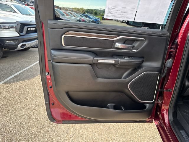 Used 2020 RAM 1500 Laramie AWD/4WD image 19