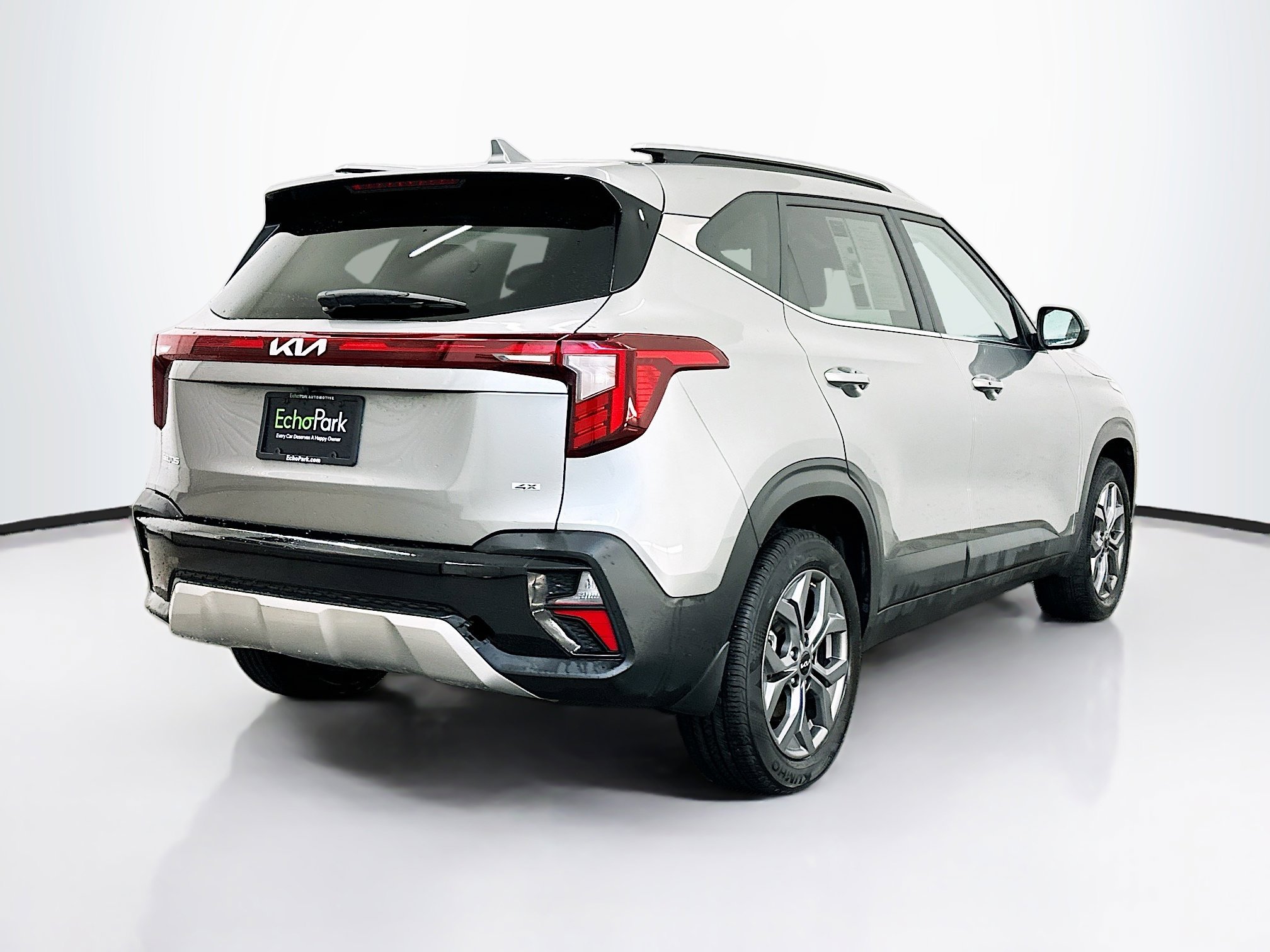 Used 2024 Kia Seltos S image 9