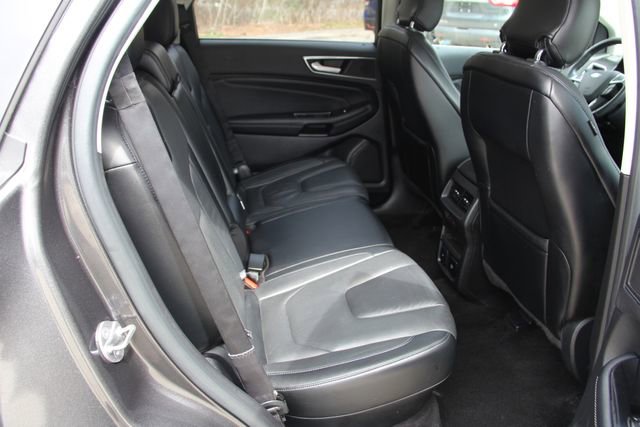 Used 2016 Ford Edge Titanium w/ Equipment Group 302A FWD image 37