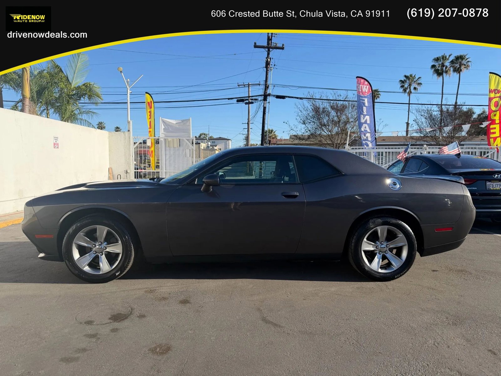Used 2019 Dodge Challenger SXT RWD image 8