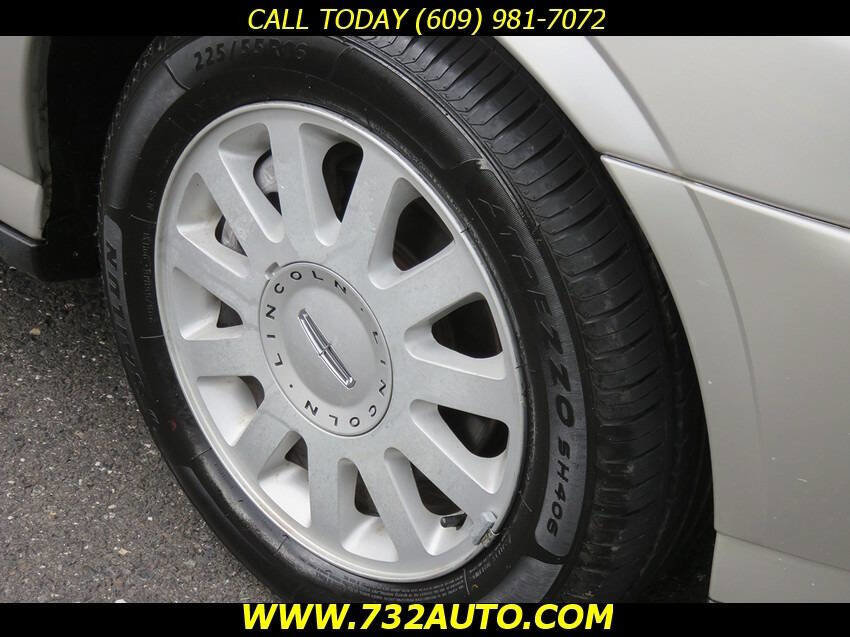 Used 2004 Lincoln LS image 29