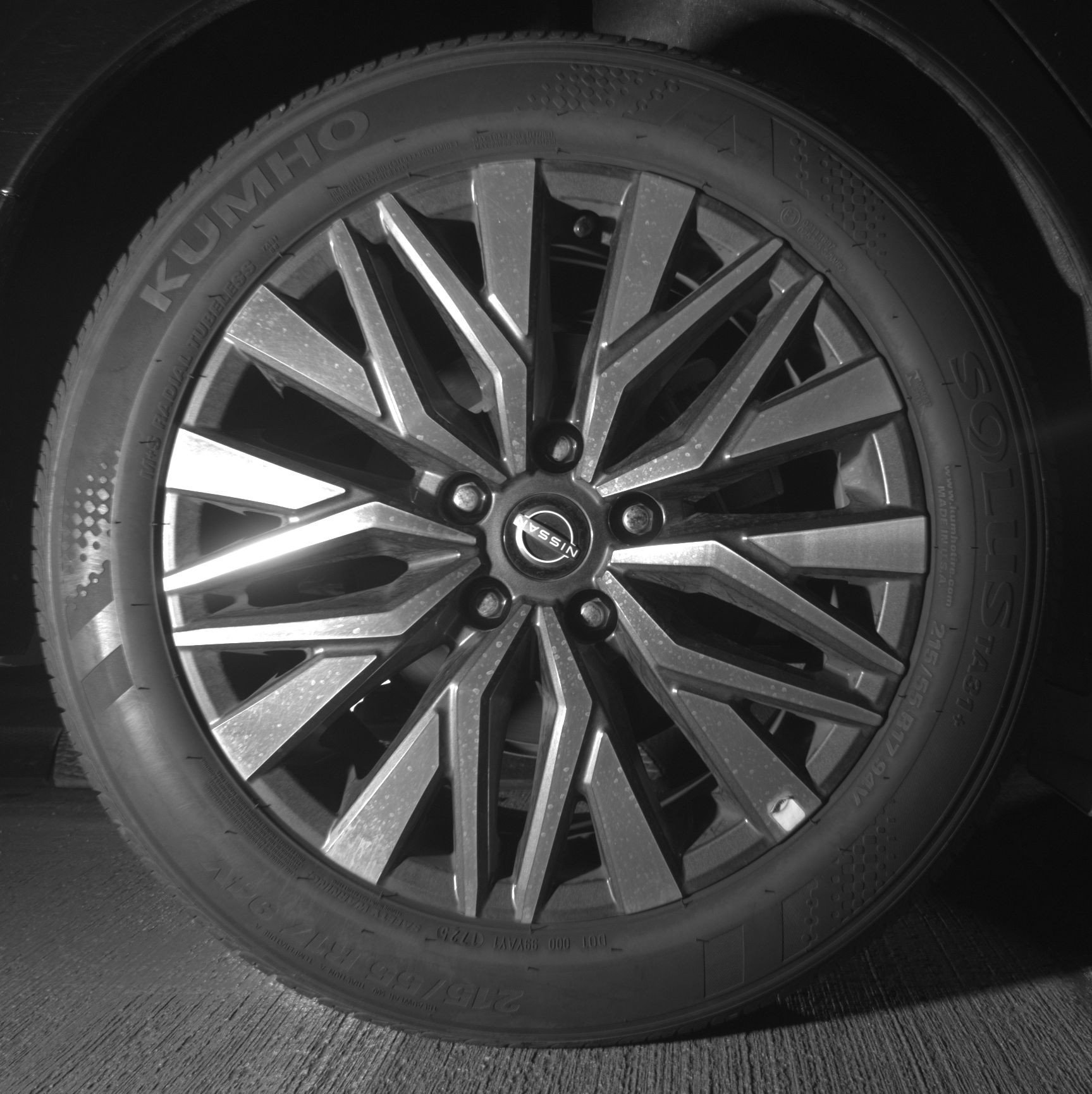 Used 2025 Nissan Altima 2.5 SV FWD image 15