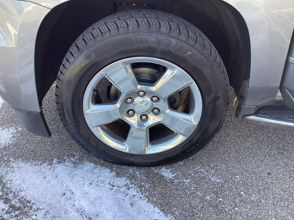 Used 2020 Chevrolet Suburban Premier image 43