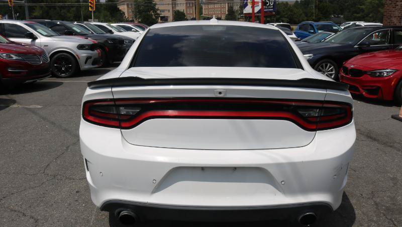 Used 2017 Dodge Charger R/T Scat Pack w/ Beats Audio Group RWD image 6