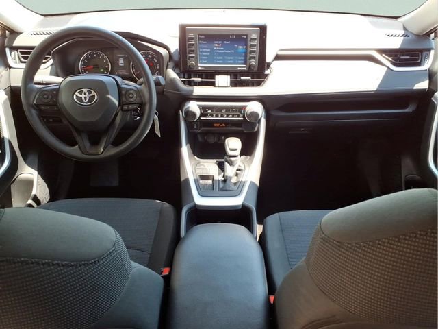 Used 2022 Toyota RAV4 LE FWD image 21