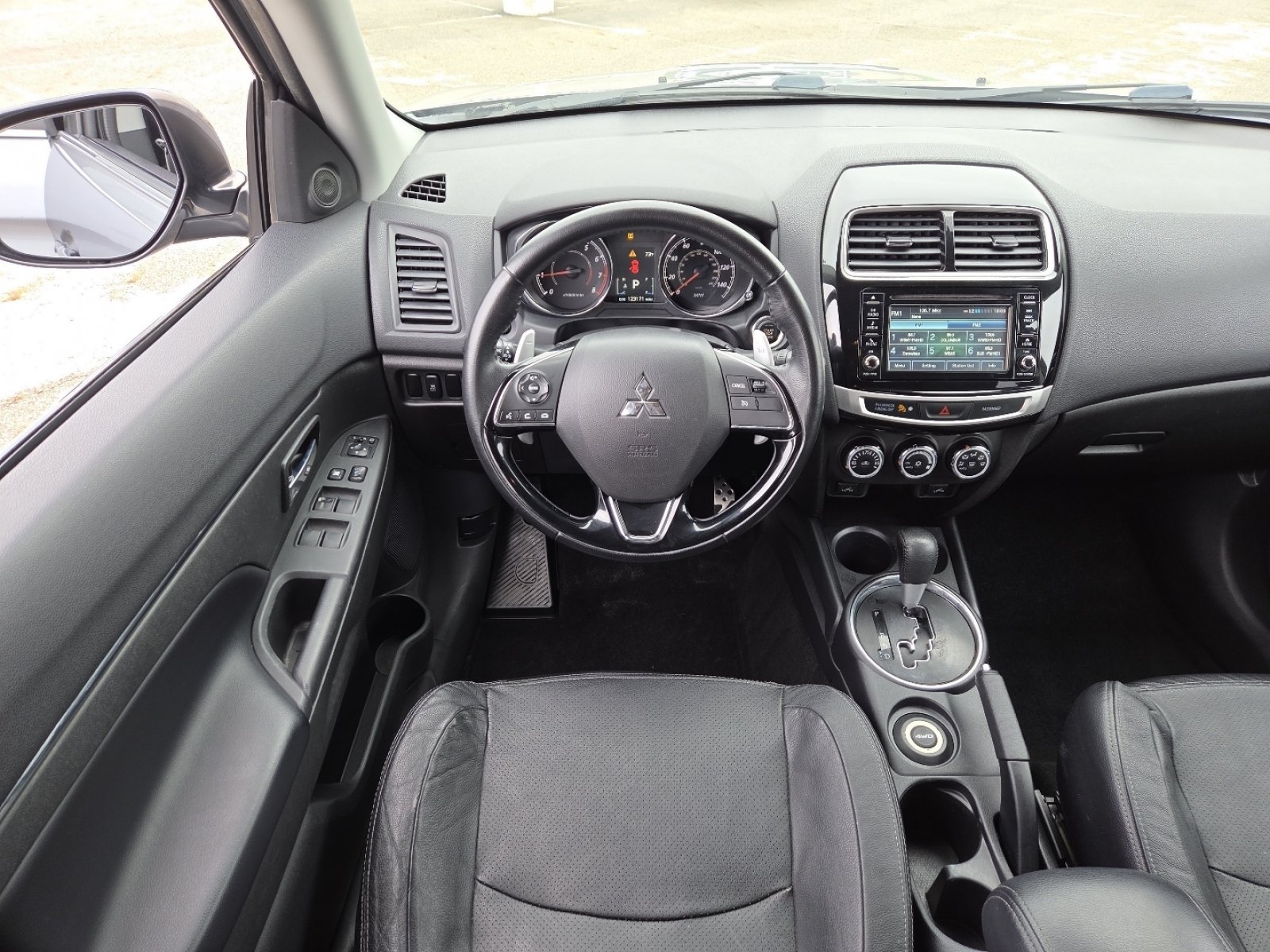 Used 2017 Mitsubishi Outlander Sport SEL AWD/4WD image 23