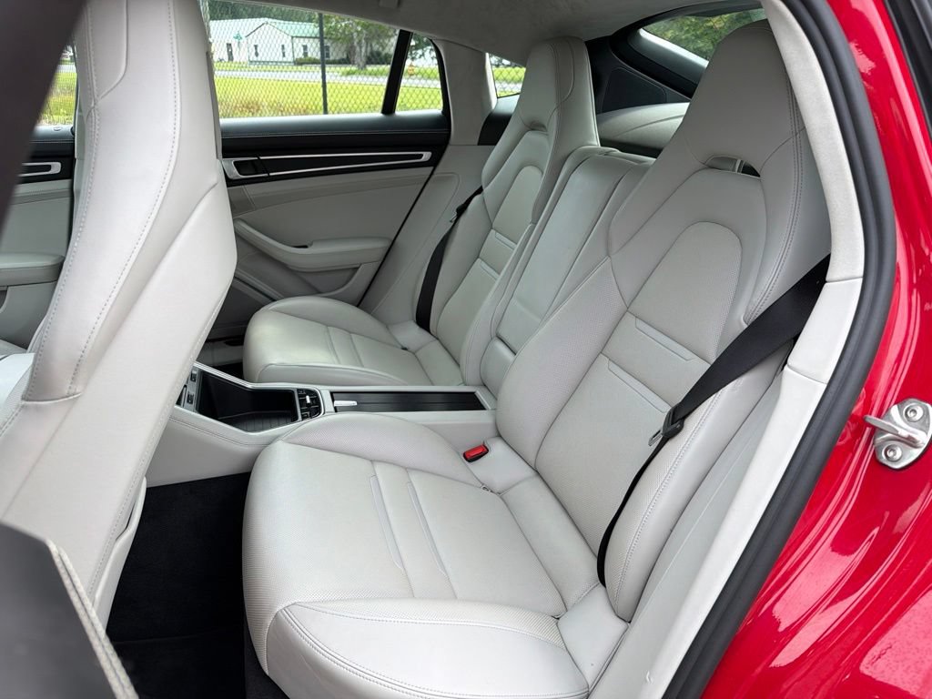 Used 2019 Porsche Panamera GTS AWD/4WD image 23
