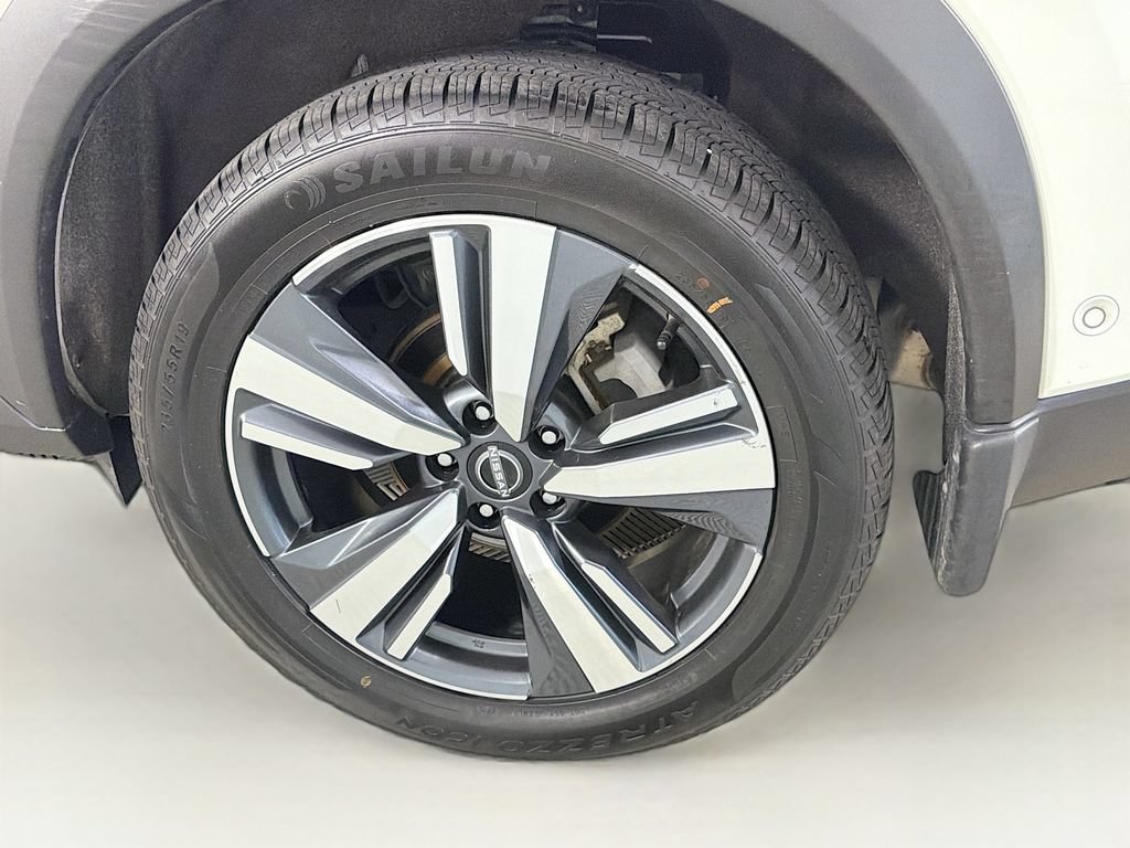 Used 2023 Nissan Rogue SL w/ SL Premium Package AWD/4WD image 36