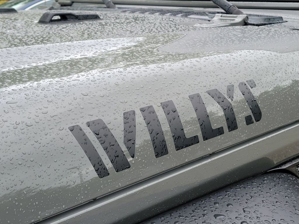Used 2022 Jeep Wrangler Willys image 8