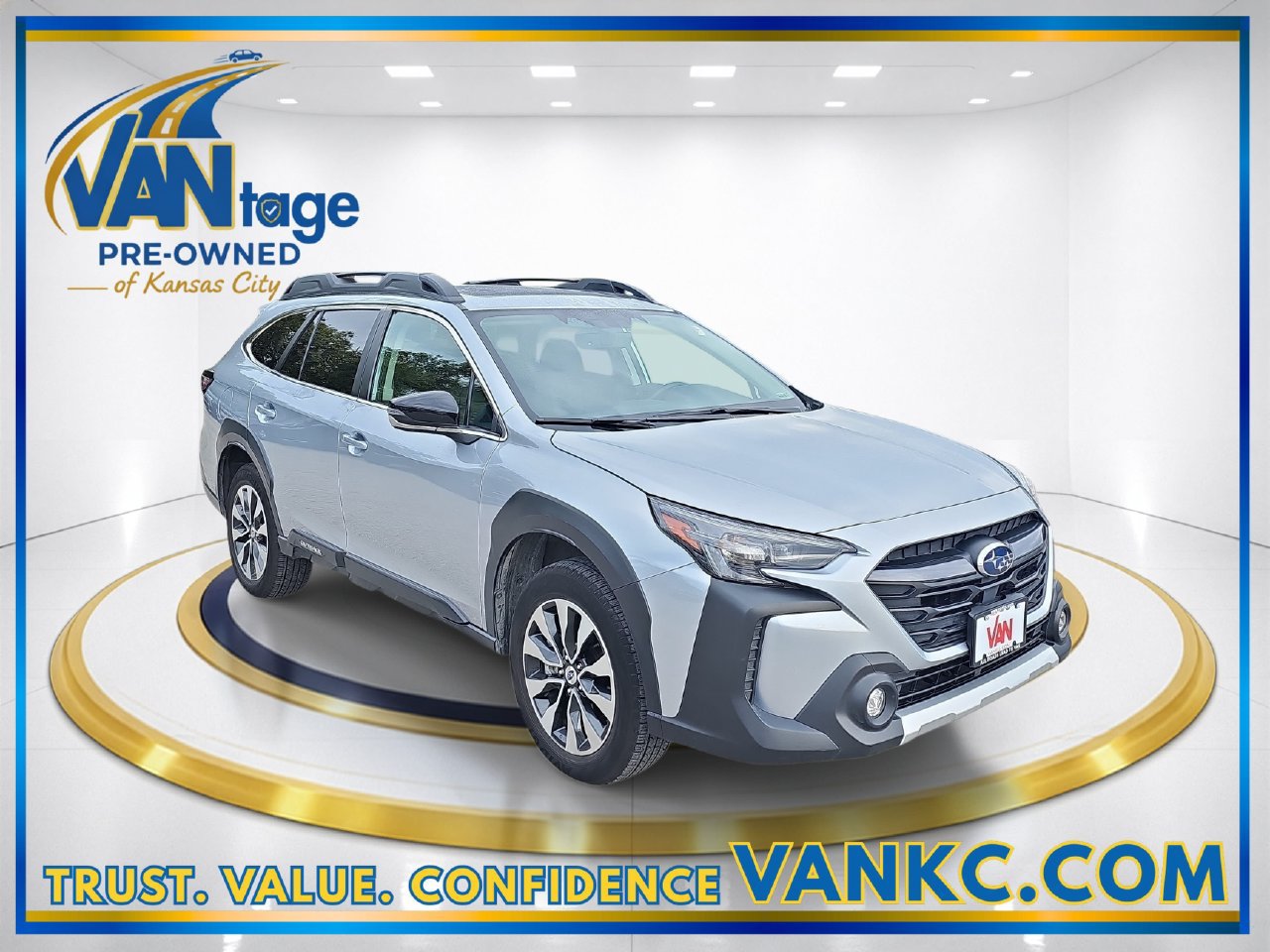 Certified 2025 Subaru Outback Limited AWD/4WD image 3