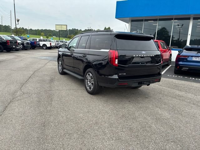 Used 2025 Ford Expedition Active AWD/4WD image 26