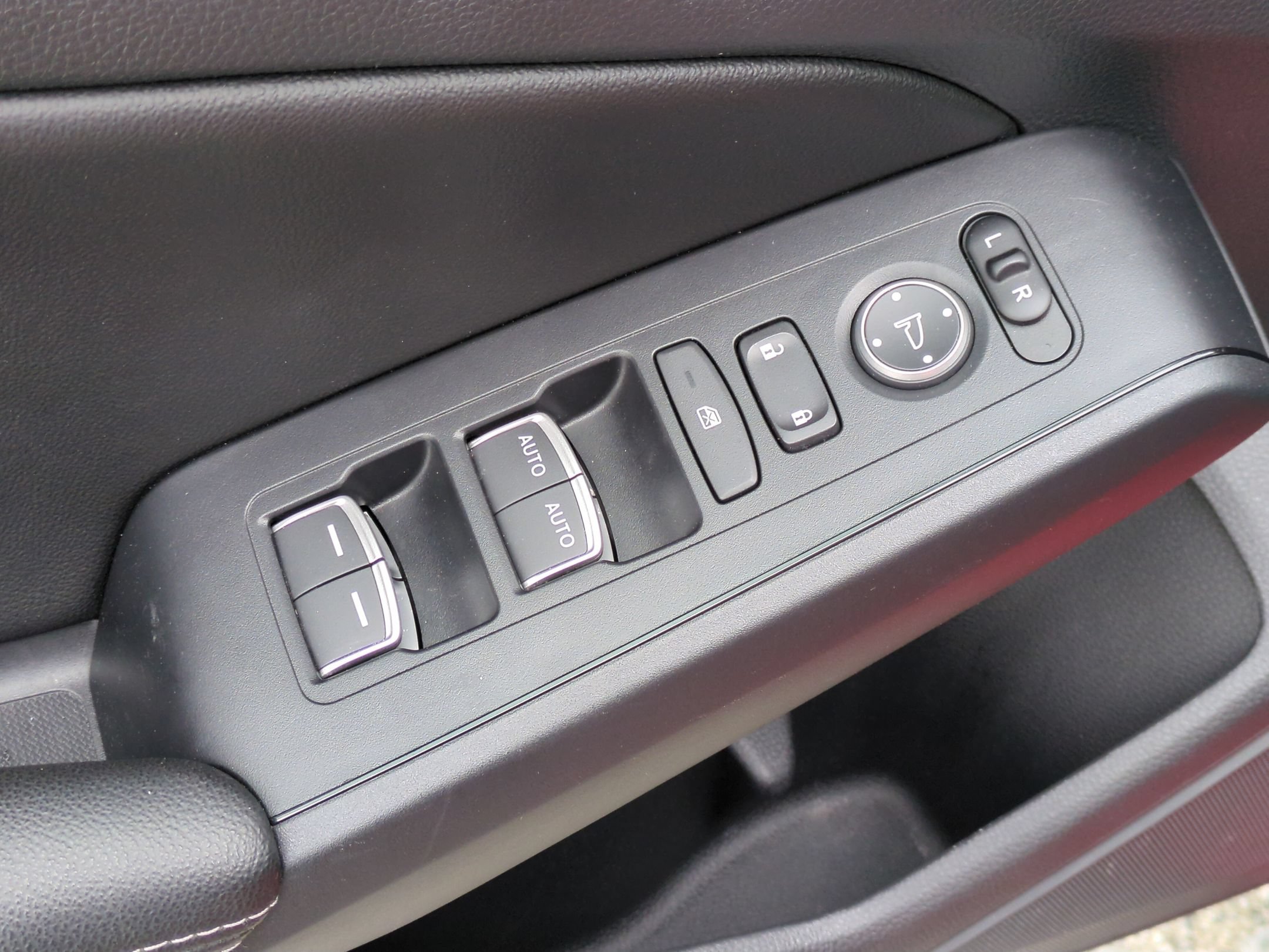 Used 2024 Honda Civic EX-L image 15