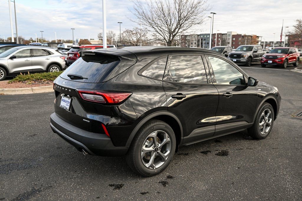 New 2026 Ford Escape ST-Line w/ Tech Pack #1 image 4
