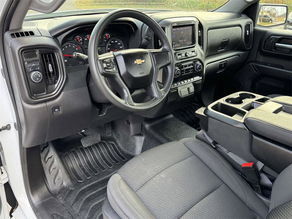 Used 2024 Chevrolet Silverado 1500 W/T w/ WT Fleet Convenience Package image 3