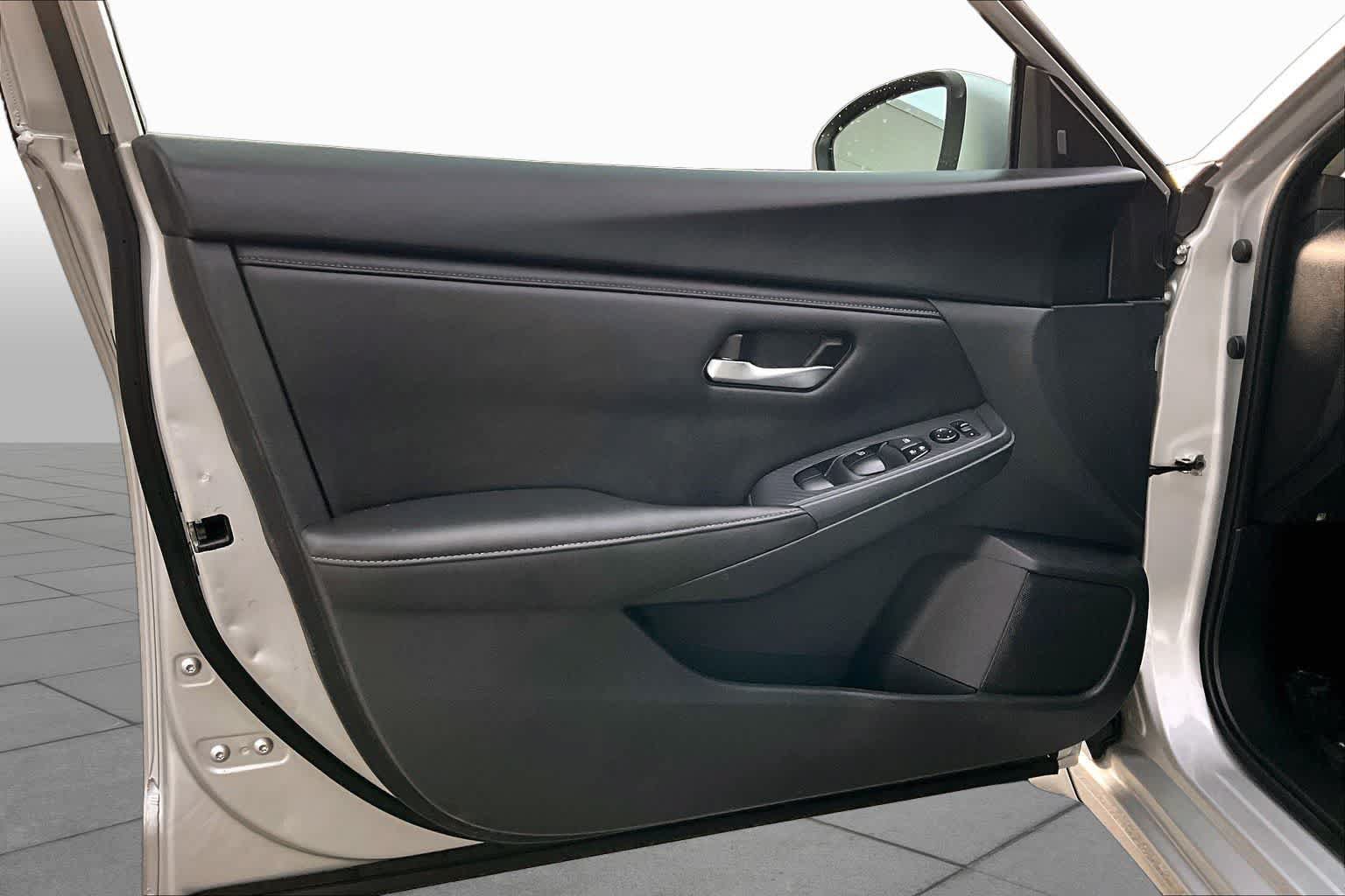 Used 2023 Nissan Sentra S FWD image 22