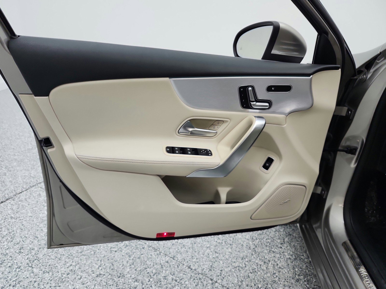 Used 2020 Mercedes-Benz A 220 image 15