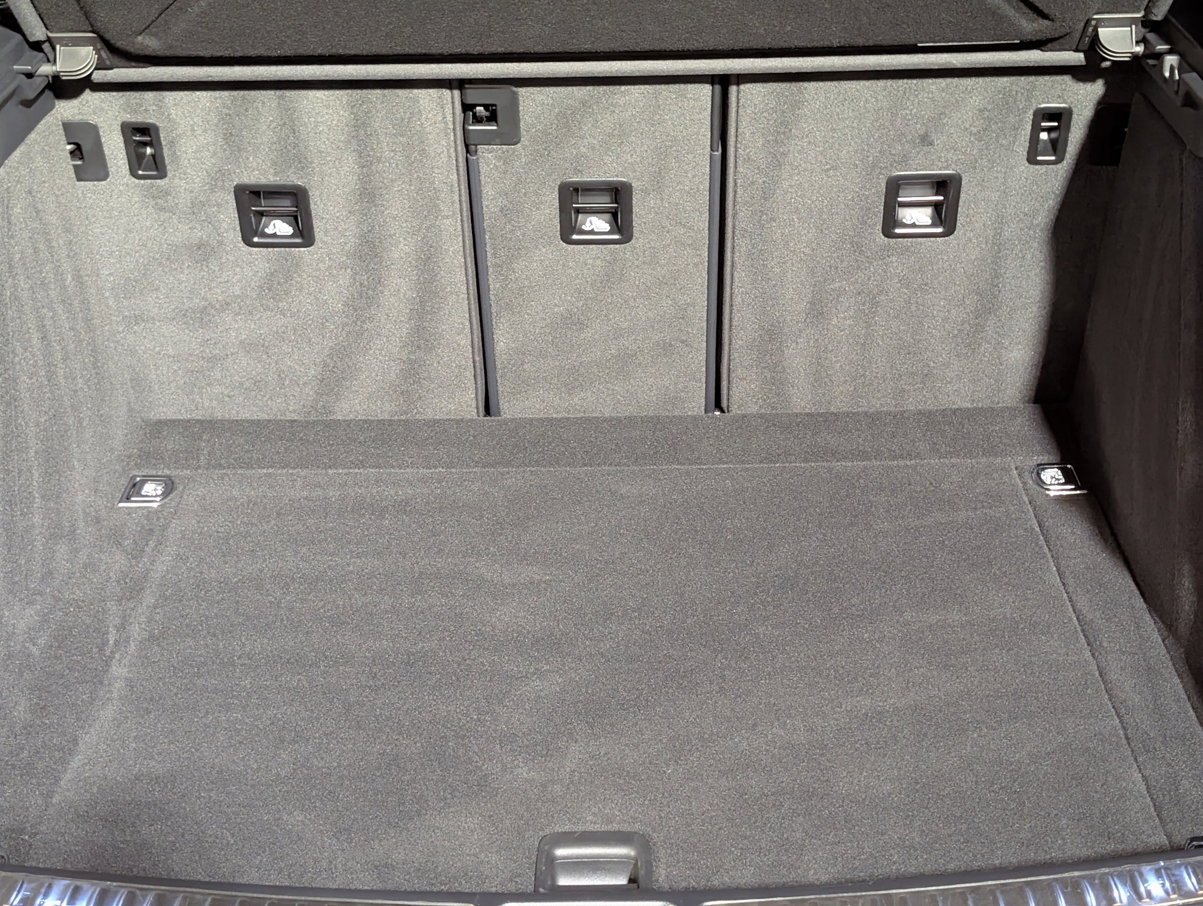 Certified 2026 Porsche Macan image 24