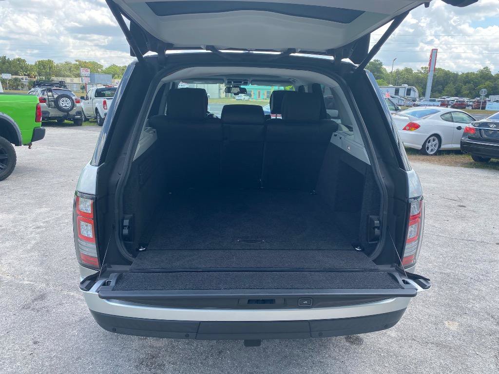 Used 2014 Land Rover Range Rover Supercharged AWD/4WD image 18