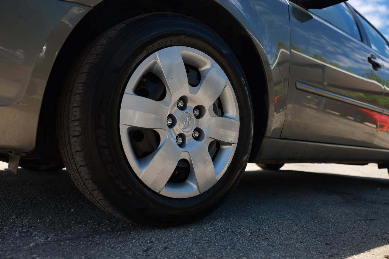 Used 2009 Hyundai Sonata GLS FWD image 26