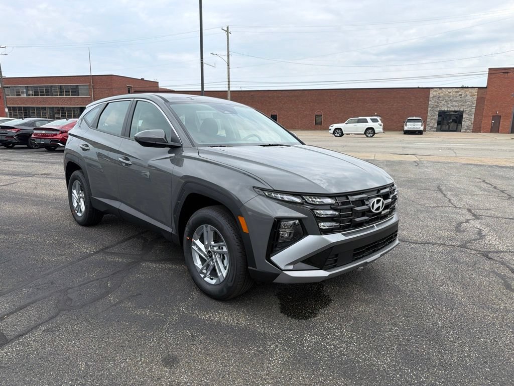 New 2026 Hyundai Tucson SE