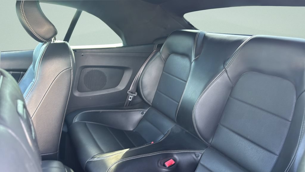 Used 2020 Ford Mustang Premium RWD image 31